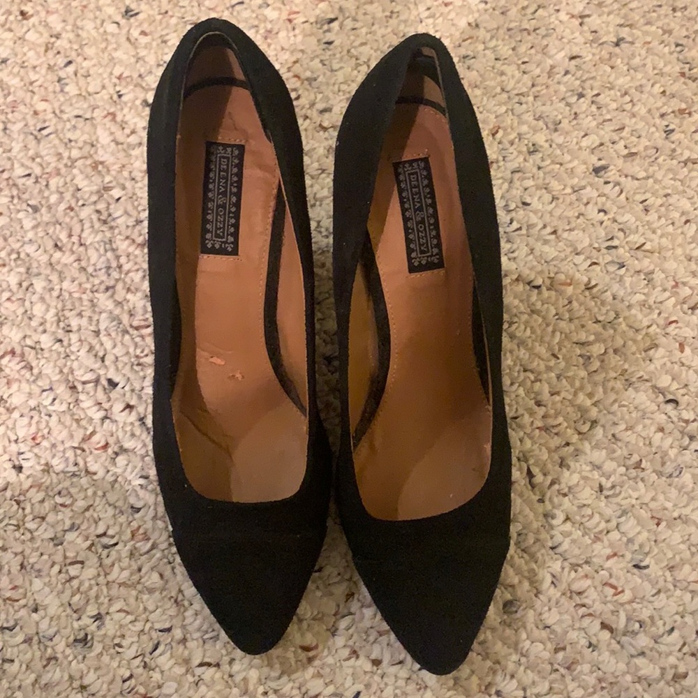 Urban Outfitters Deena&Ozzy block heels